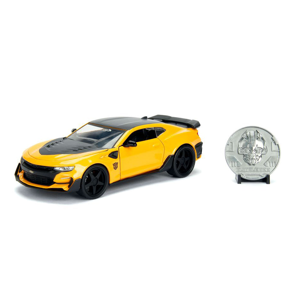 Jada 1:24 Scale Transformers 5 2016 Chevy Camaro Bumblebee With Medallion Diecast Car