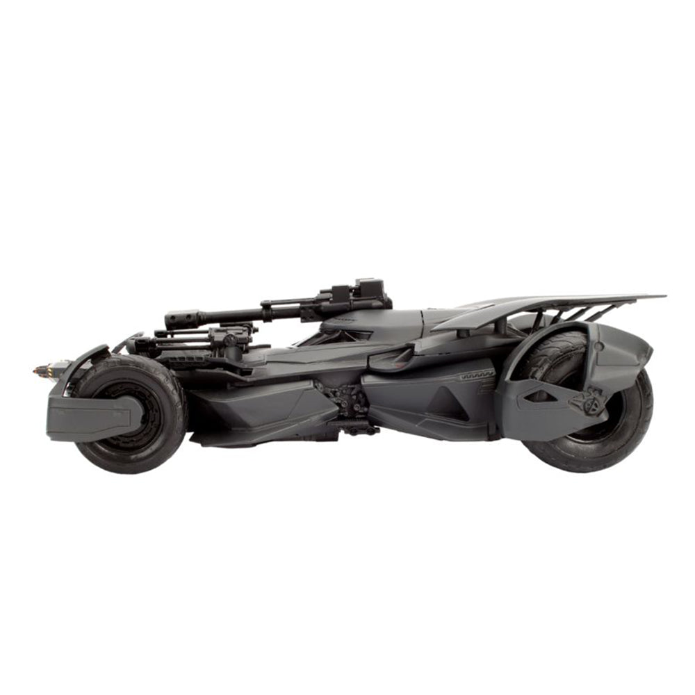 Jada 1:24 Scale Justice League 2017 Batmobile With Figure Diecast Model