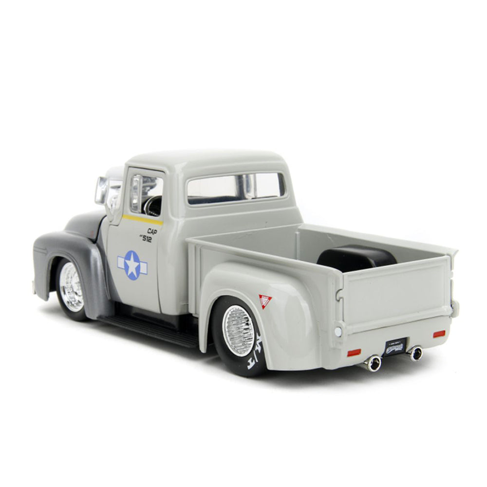 Jada 1:24 Scale Street Fighter Ford F-100 1956 Pickup & Guile Figure Diecast Model