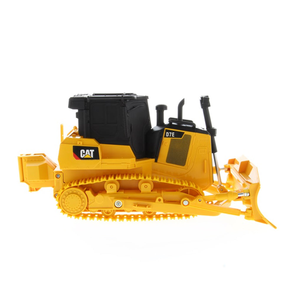Diecast Masters 1:35 Scale RC CAT D7E Track-Type Tractor Radio Control Toy Model