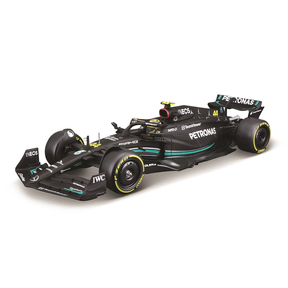 Bburago 1:24 Scale 2023 F1 Mercedes W14 #44 Hamilton Diecast Racing With Showcase