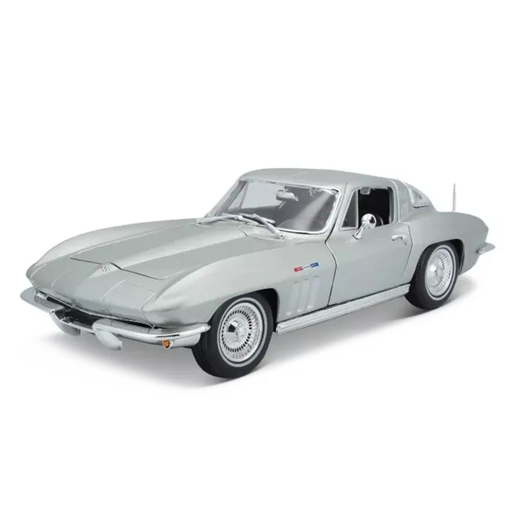 Maisto 1:18 Scale 1965 Chevrolet Corvette Coupe Silver Diecast Vehicle