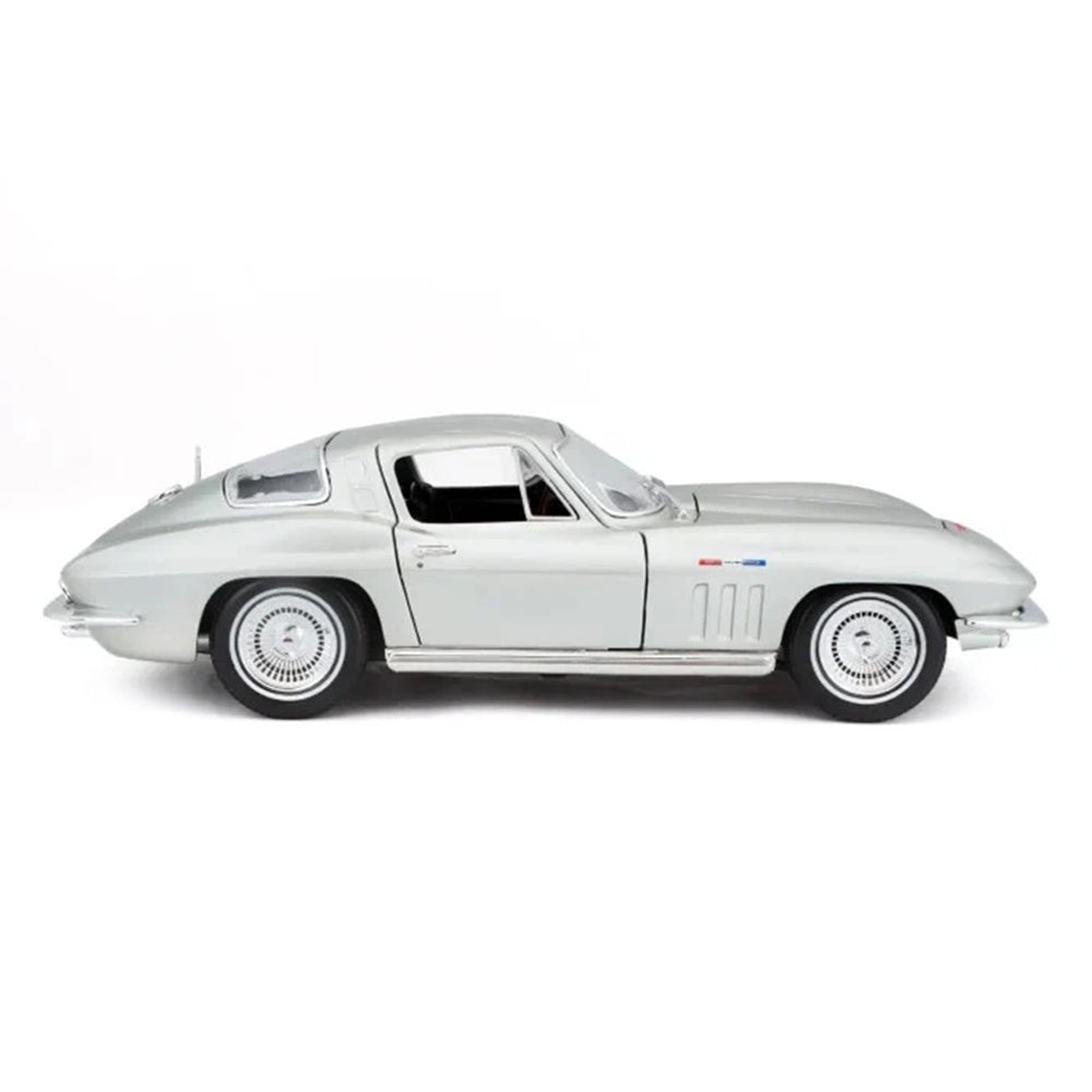 Maisto 1:18 Scale 1965 Chevrolet Corvette Coupe Silver Diecast Vehicle