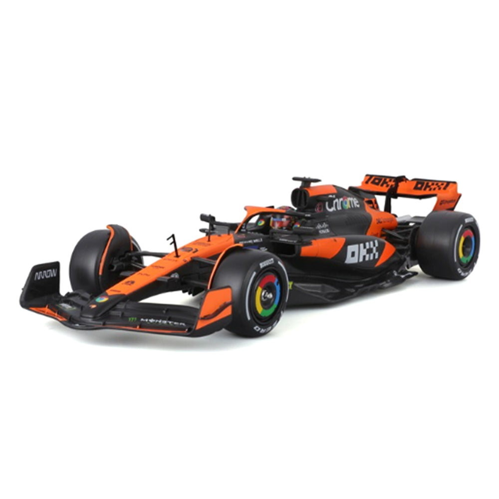 Bburago 1:24 Scale Formula 2024 Race F1 McLaren MCL38 #81 & Helmet Piastri Model Kit