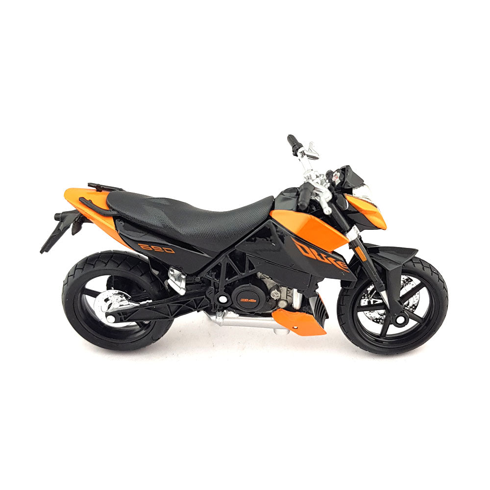 Maisto Licensed 1:18 Scale KTM 690 Duke Motorbike Diecast Model