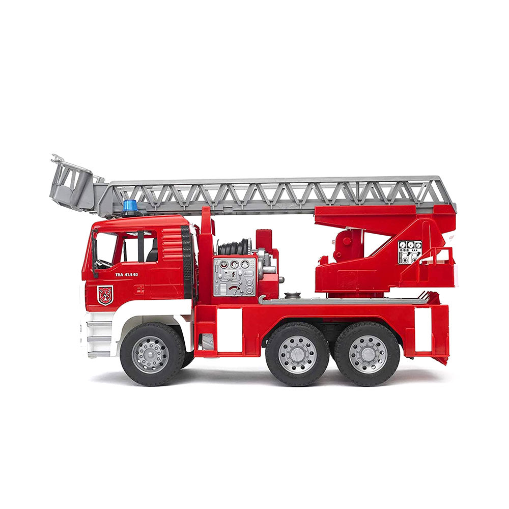 Bruder Licensed 1:16 Scale Man Tga Fire Engine With Water Pump & Light & Sound Module