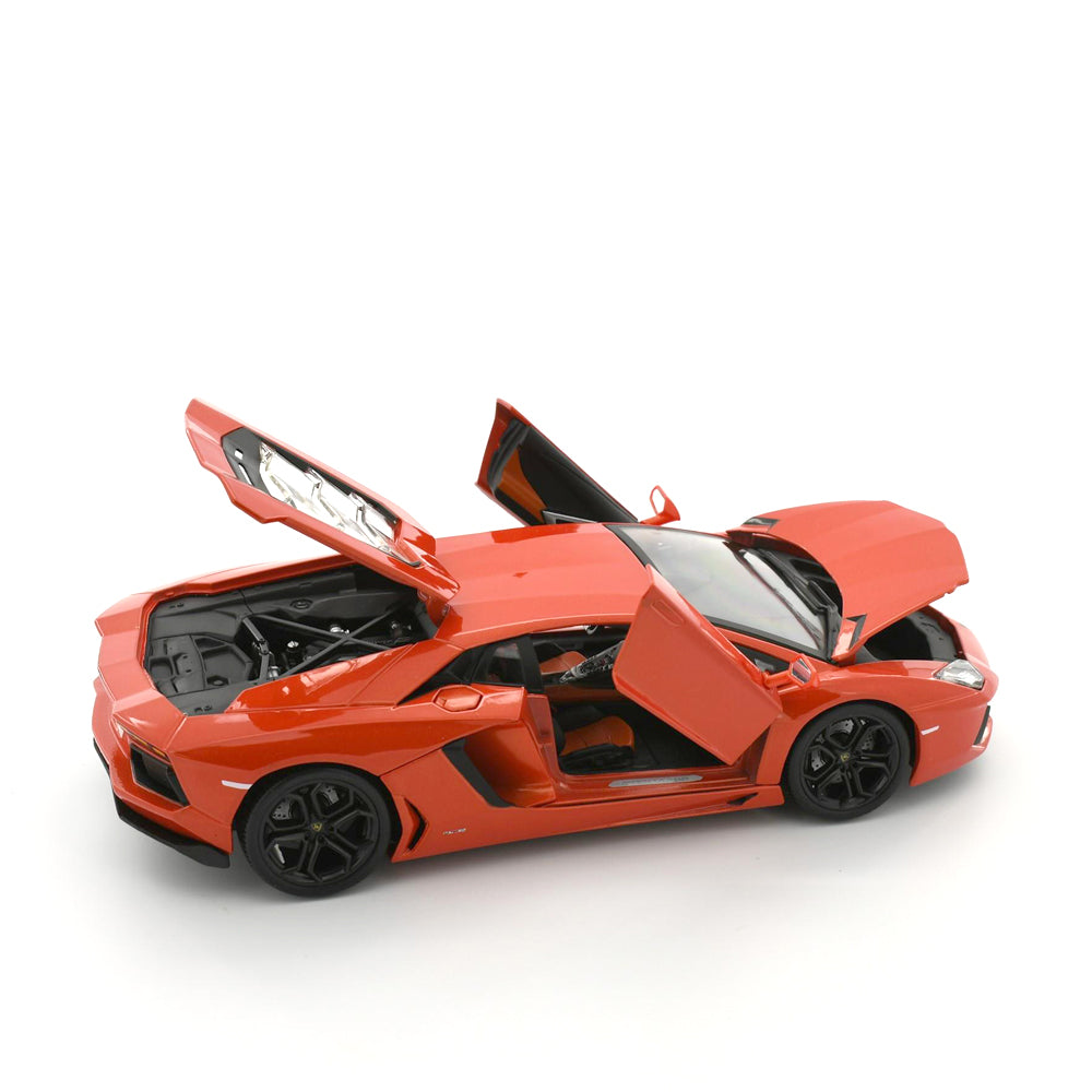 Bburago Licensed 1:18 Scale 2012 Lamborghini Aventador Coupe Diecast Model Car Met Orange
