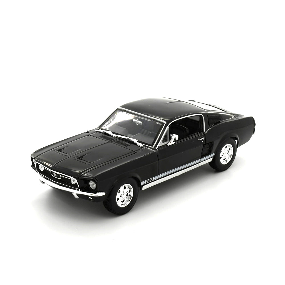 Maisto Licensed 1:18 Scale 1967 Ford Mustang Fastback Diecast Model Car Black