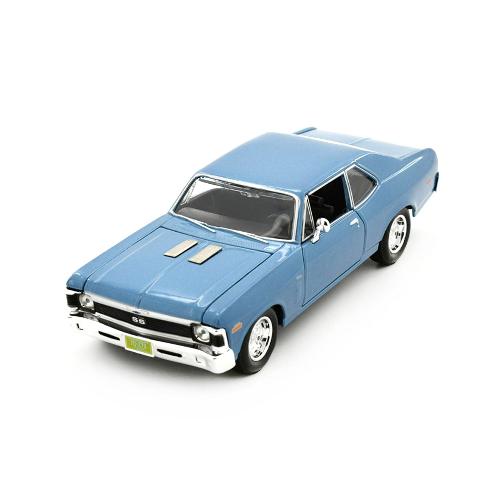 Maisto Licensed 1:24 Scale 1970 Chevrolet Nova SS Coupe Light Blue