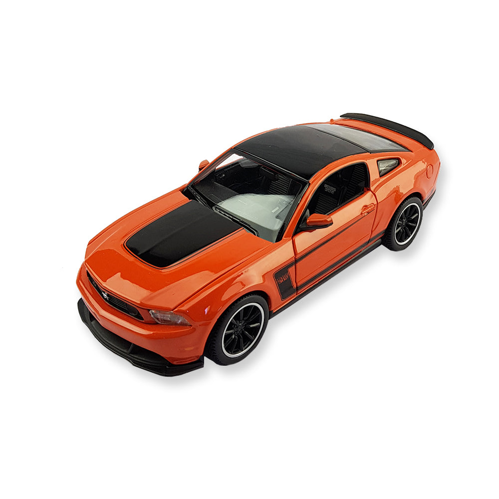 Maisto Licensed 1:24 Scale Ford Mustang Boss 302 Diecast Model Car Red