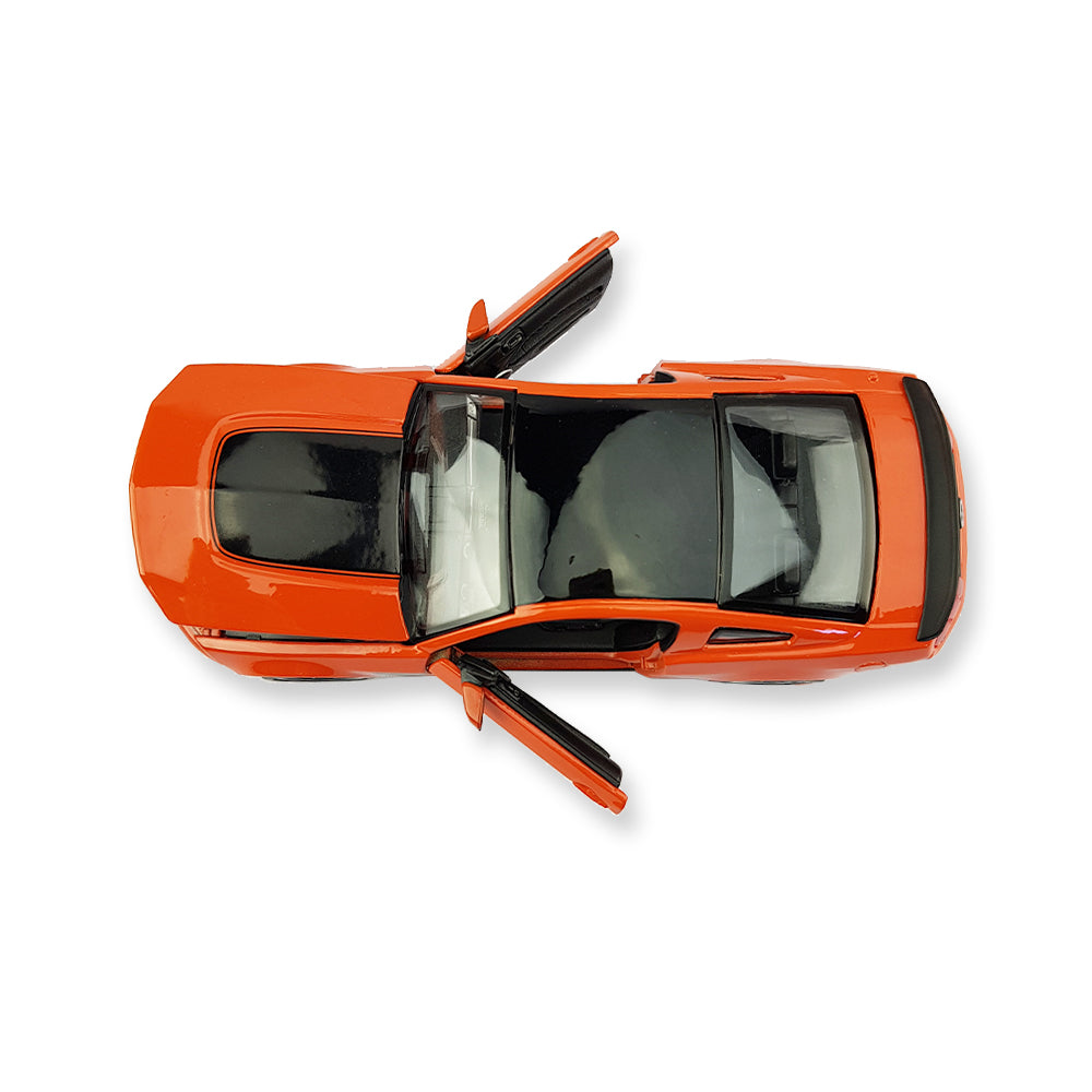 Maisto Licensed 1:24 Scale Ford Mustang Boss 302 Diecast Model Car Red