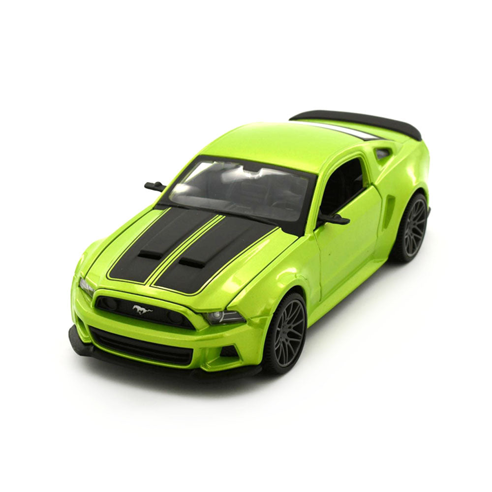 Maisto Licensed Special Edition 1:24 Scale Model 2014 Ford Mustang Street Racer Green