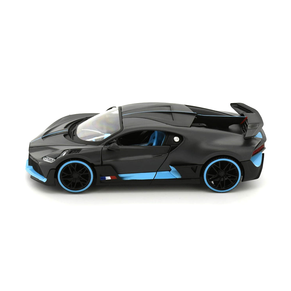 Maisto Licensed 1:24 Scale 2018 Bugatti Divo Gray Diecast Model Car