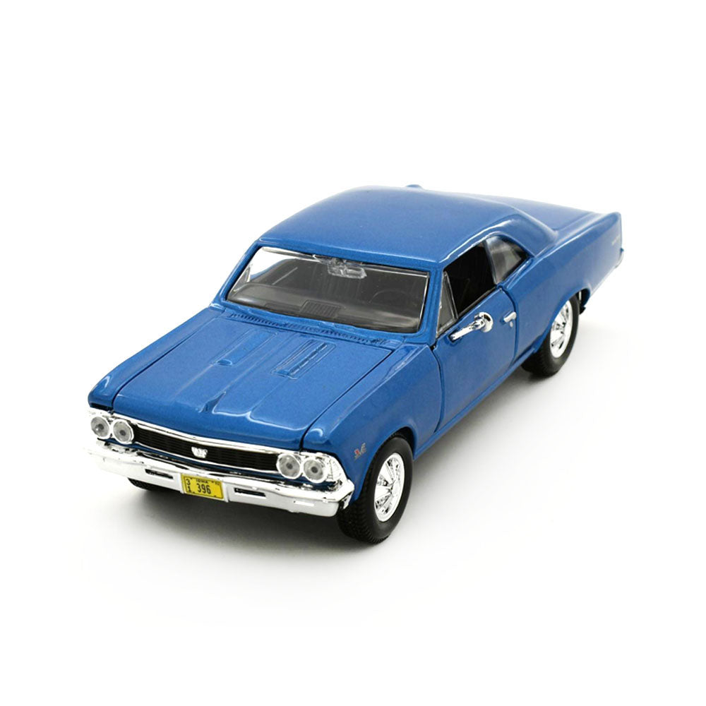Maisto Licensed 1:24 Scale Diecast Model 1966 Chevrolet Chevelle SS 396 Blue Toy