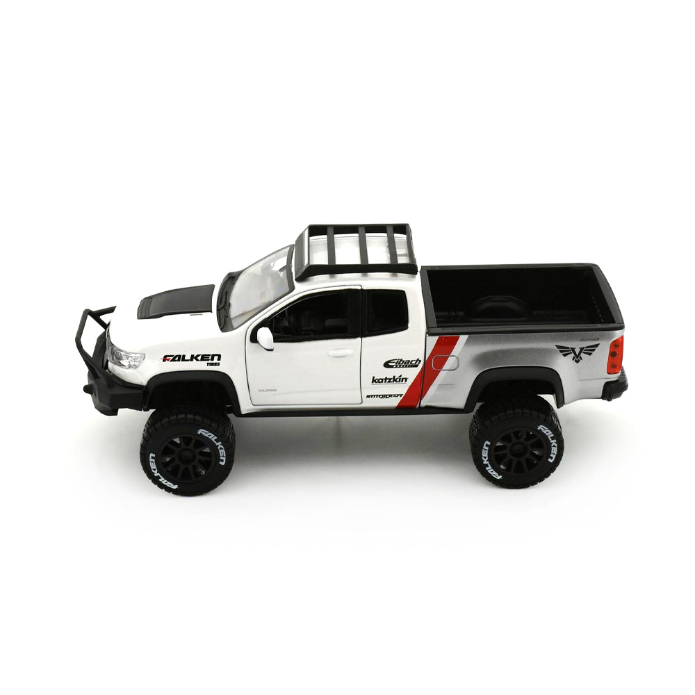 Maisto Licensed 1:27 Scale Design Off-Road 2017 Chevrolet Colorado ZR-2 White