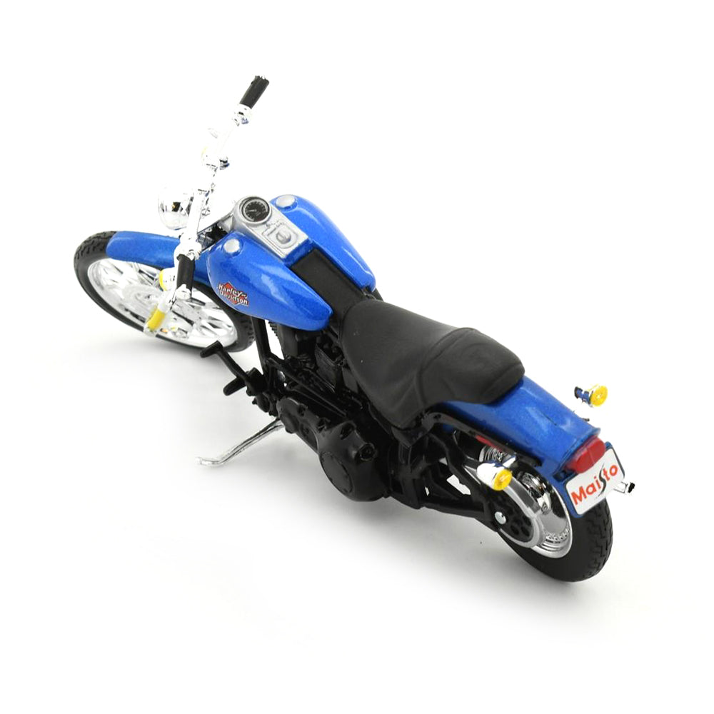 Maisto Licensed 1:18 Scale Harley Davidson Motorcycle 2002 fxstb night train Metallic Blue Diecast Model