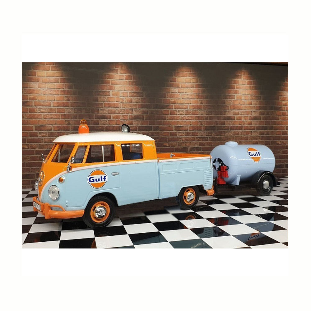 MotorMax Licensed 1:24 Scale Gulf VolksWagen Pickup & Oil Tank Trailer