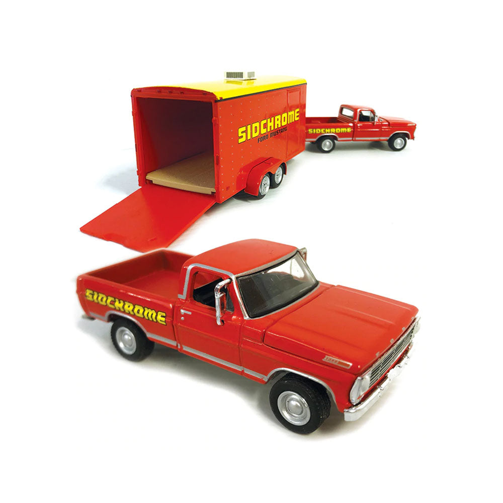 Greenlight 1:64 Scale 1967 Ford F-100 Sidchrome With Sidchrome Enclosed Car Hauler Model