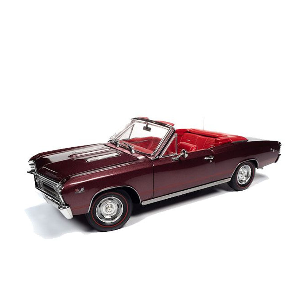 AutoWorld 1:18 Scale Chevelle SS396 Convertible Mcacn 1967 Diecast Model Car