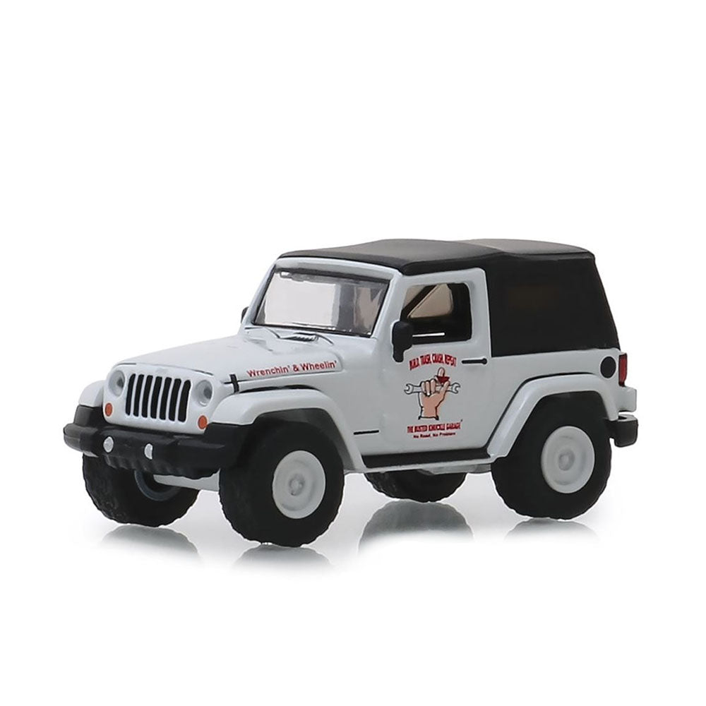 Greenlight Licensed 1:64 Scale Jeep Wrangler Off Road 2012 Diecast Model Car White & Black