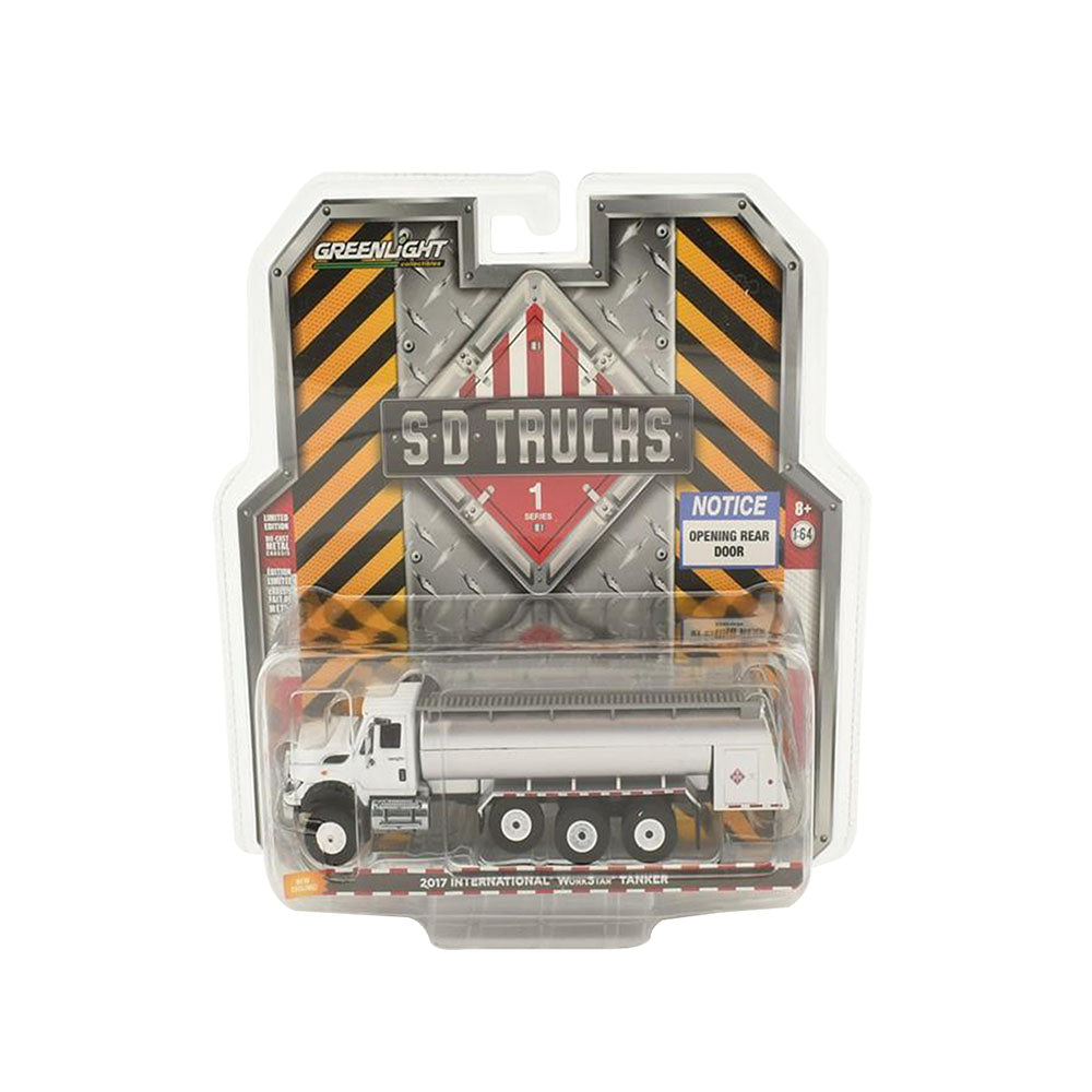 Greenlight Licensed 1:64 Scale International Workstar Tanker 2017 Diecast Model Car White