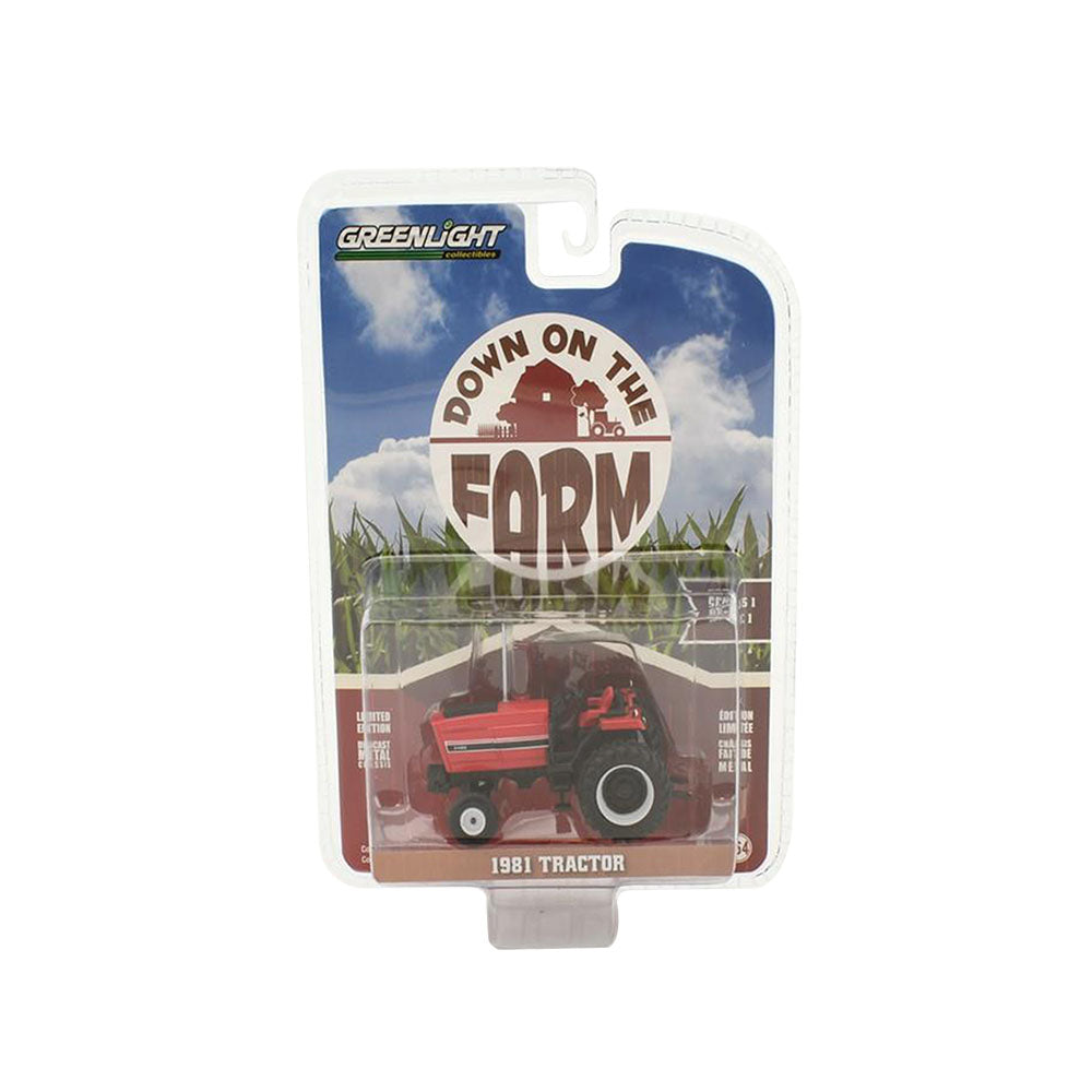 Greenlight Licensed 1:64 Scale International Harvester 3488 Tractor 1981 Diecast Model Car Red & Black