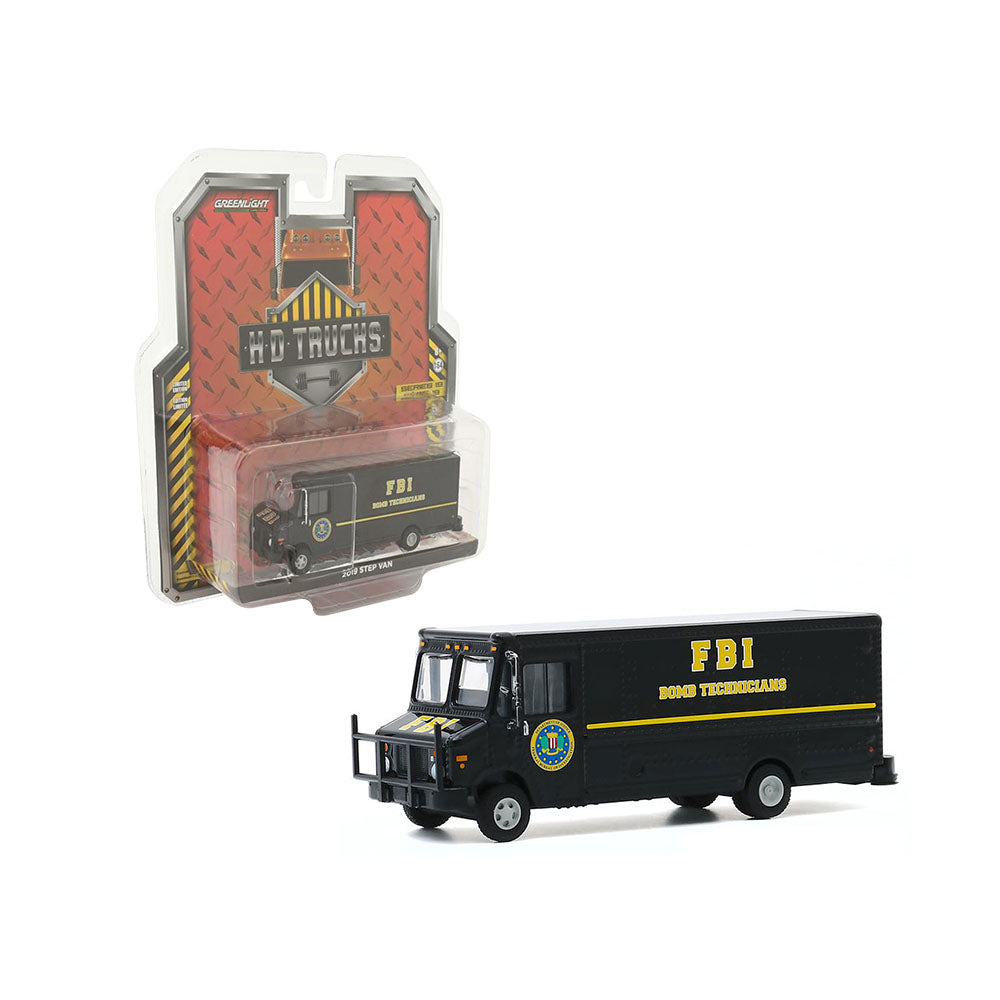 Greenlight Licensed 1:64 Scale Step Van 2019 Diecast Model Car Black