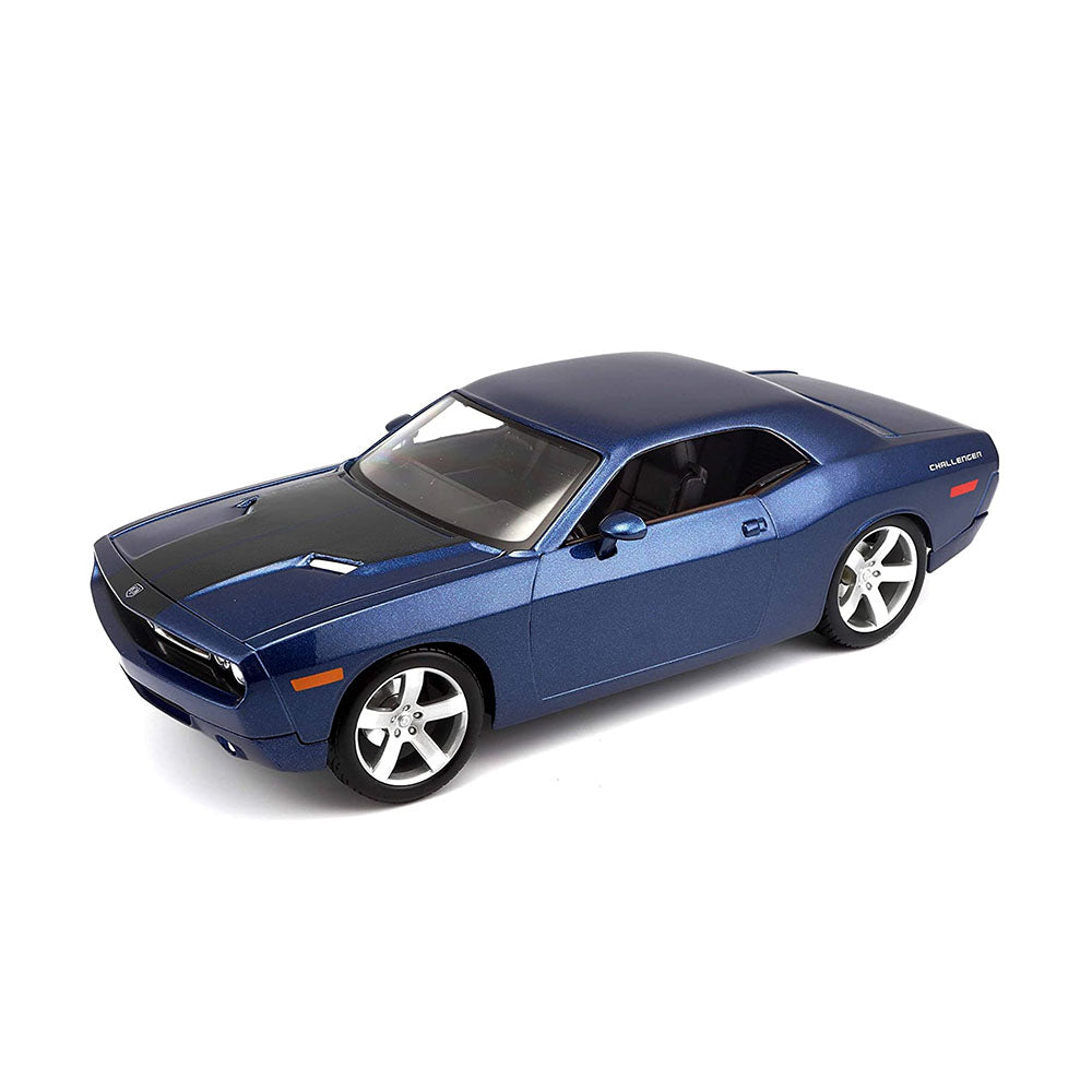 Maisto Licensed 1:18 Scale 2006 Dodge Challenger Concept Blue Diecast Metallic Model Car