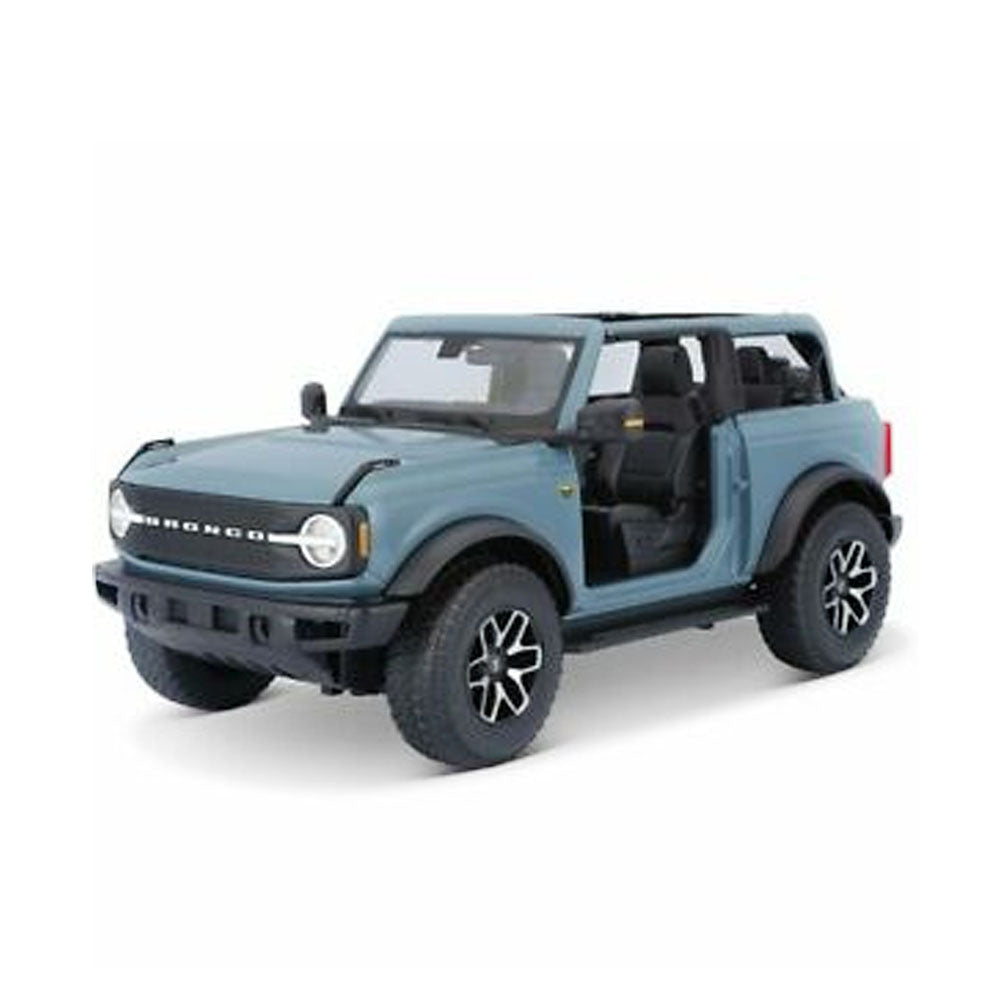 Maisto Licensed 1:18 Scale 2021 Ford Bronco Badlands Blue Diecast Model Car