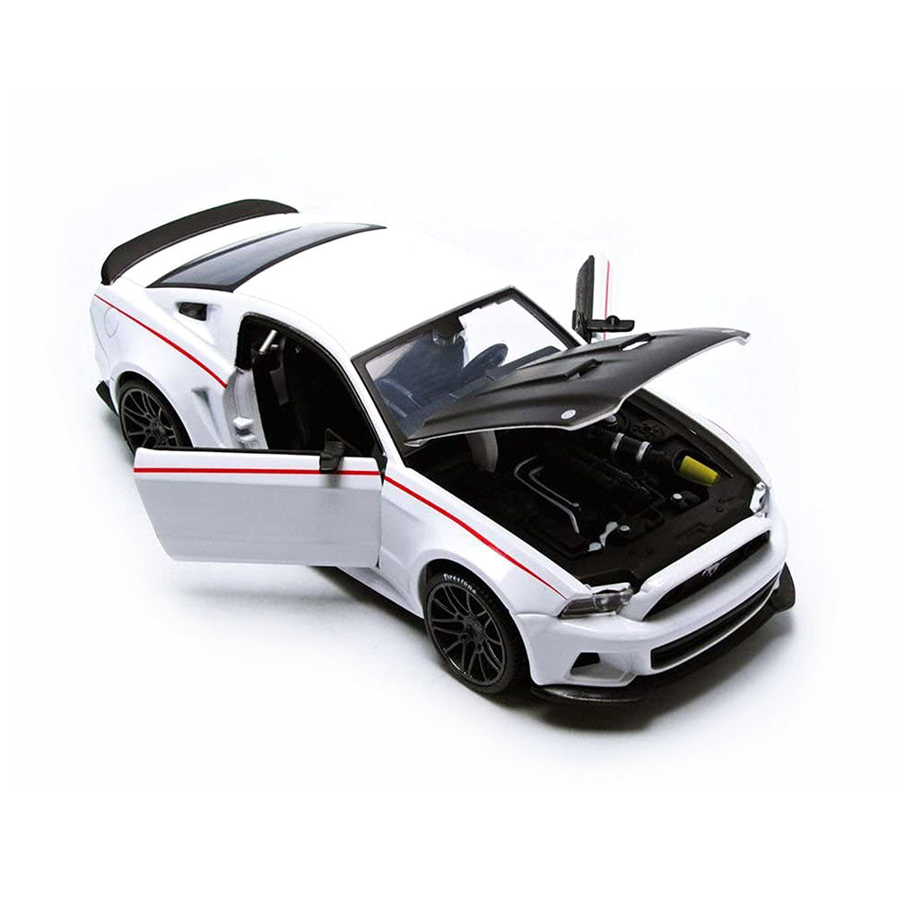 Maisto Licensed 1:24 Scale Ford Mustang Street Racer 2014 Diecast Model Car White
