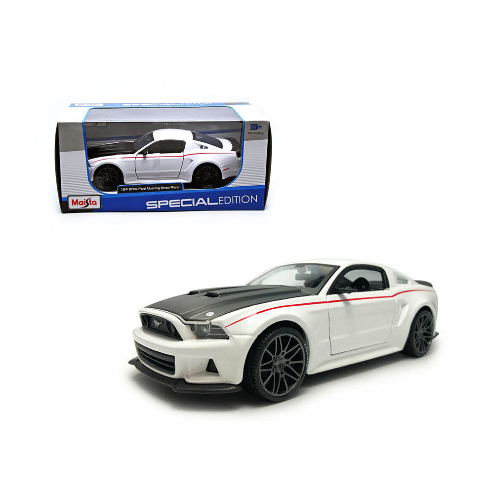 Maisto Licensed 1:24 Scale Ford Mustang Street Racer 2014 Diecast Model Car White