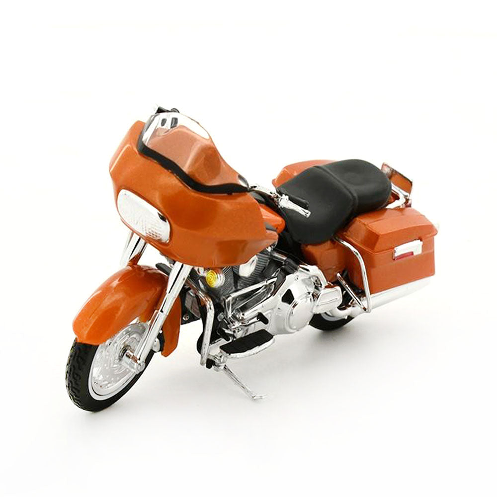 Maisto Licensed 1:18 Scale 2002 FLTR Road Glide Harley Davidson Motocycle
