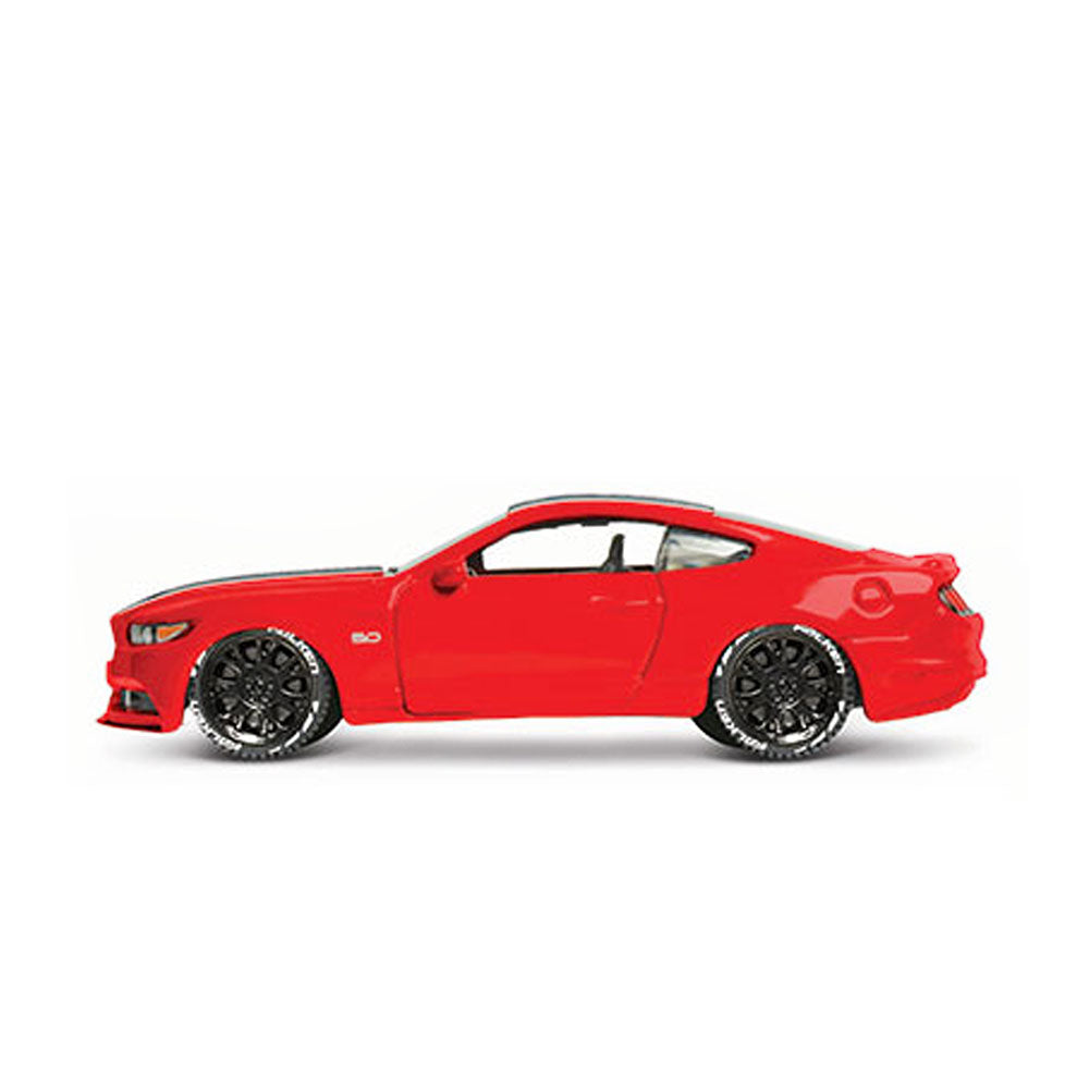 Maisto Licensed 1:64 Scale Design Ford Mustang Gt 2015 Diecast Model Car Red