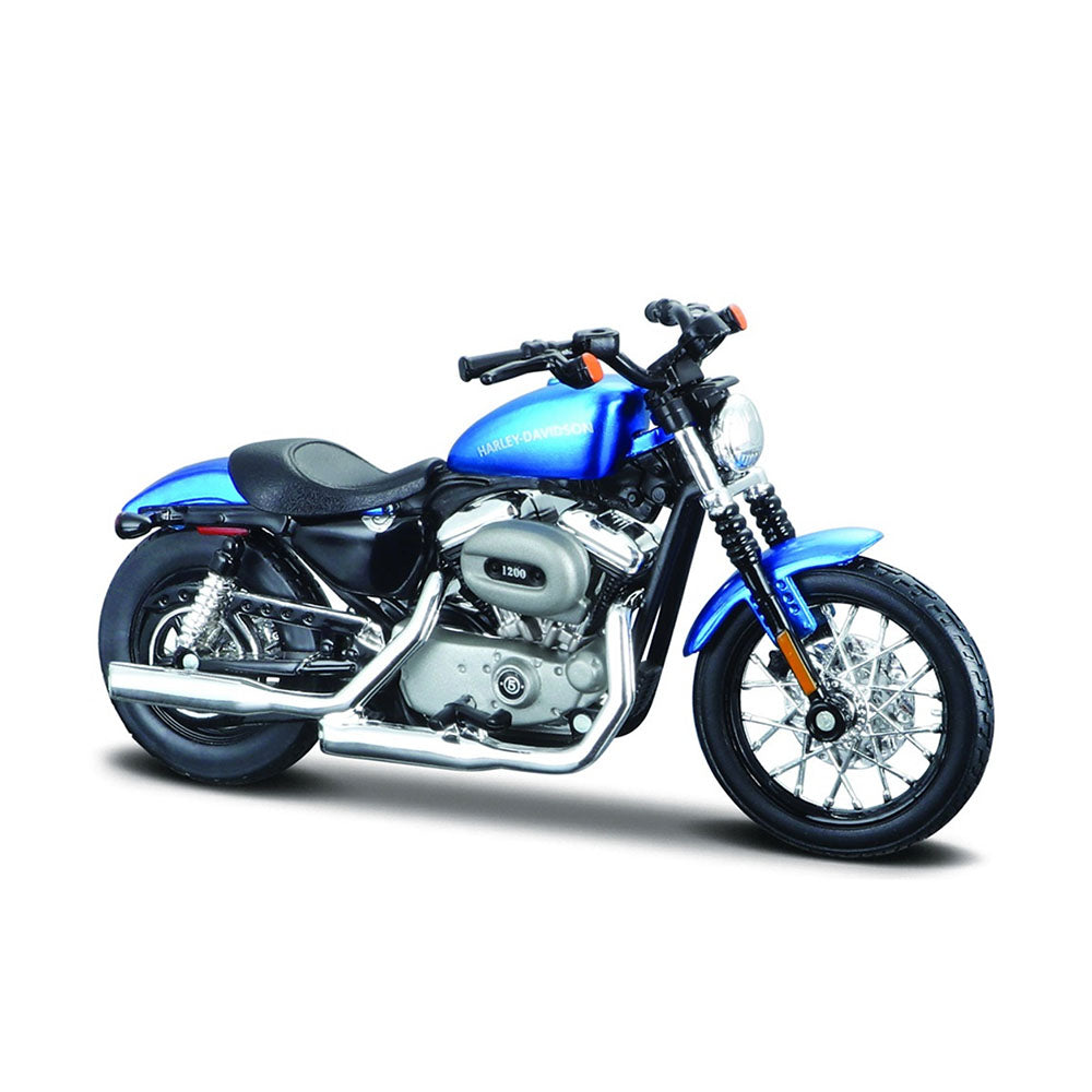 Maisto Licensed 1:18 Scale Harley Davidson XL 1200N Nightster 2012 Diecast Model Toy Blue